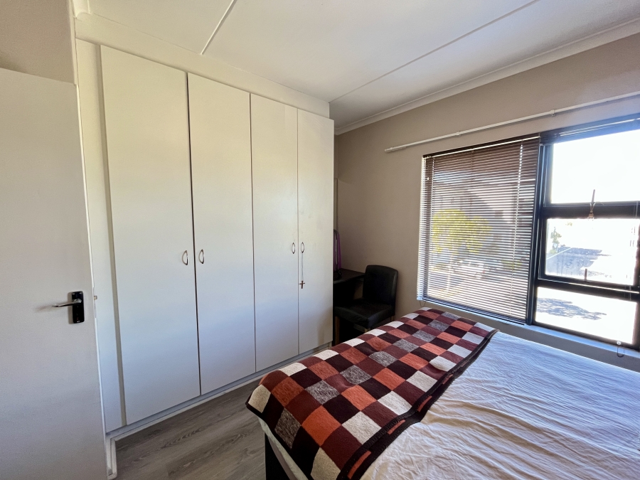 To Let 2 Bedroom Property for Rent in Burgundy Estate Western Cape